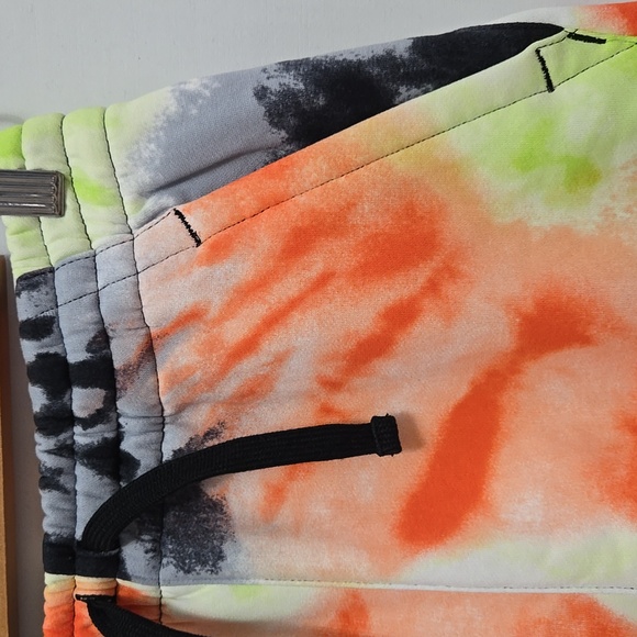 Nike Boys Sportswear Club Tie-Dye Fleece Shorts Size L 14/16 - Picture 7 of 13